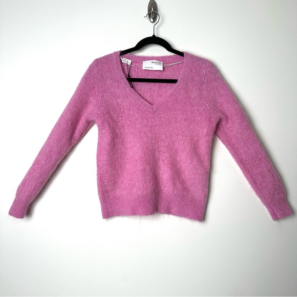 Selected Femme Coquette Girl Baby Pink Wool Mohair Blend V-Neck Sweater - Picture 5 of 15